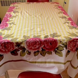 Classic 1950’s yellow checked barkcloth table cloth with bright pink roses 51x64